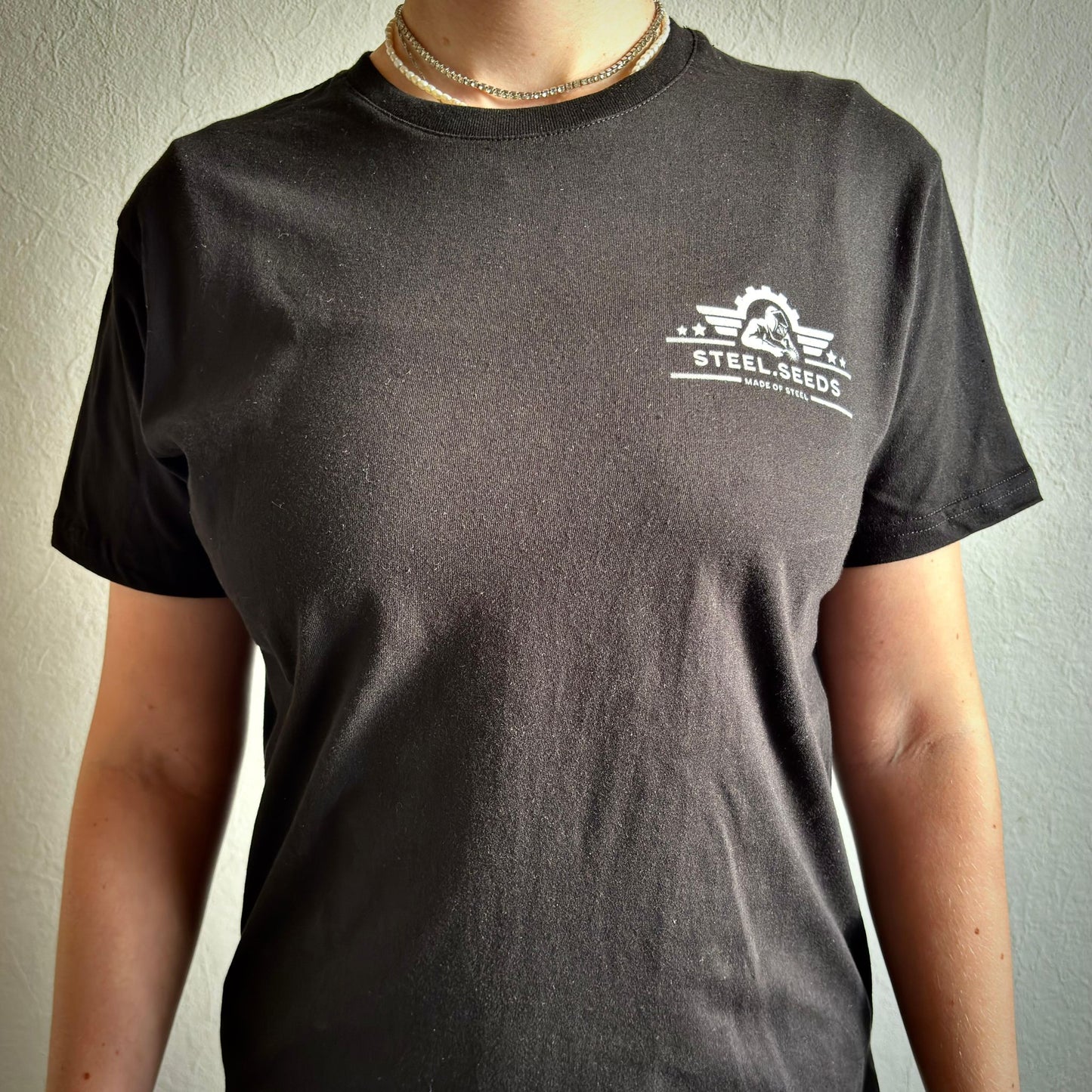 T-Shirt | Logo | Steel.Seeds
